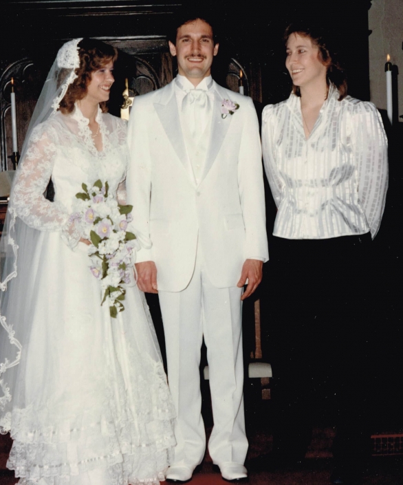John at his wedding to Linda, with sibling Le (then Marg)